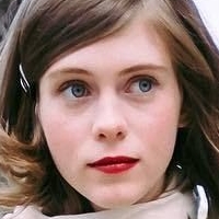 Sophia Lillis Naken