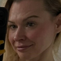 Sqauts_and_pizza Naken