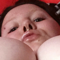 squishkween Naken