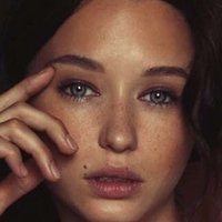 Stefania Seimur Naken