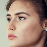 Stephanie Madrian Naken
