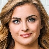 Stephanie Simbari Naken