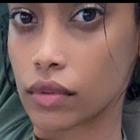 Stephanie Singh Naken