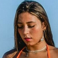 Stephany Barreto Naken