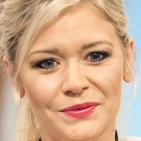 Suzanne Shaw Naken