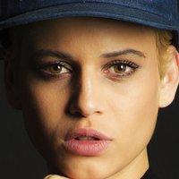 Thais D’Lima Naken