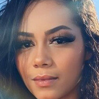 Thays Pesseguin Naken