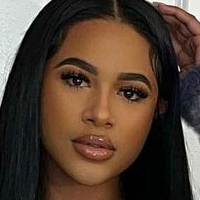 Toni Cheri Naken