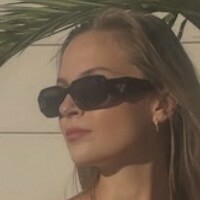 Vanessa Walter Naken