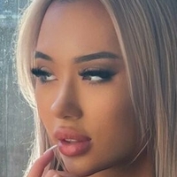 Victoria Mezei Naken