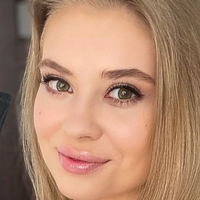 Weronika Zubowicz Naken