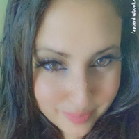 xtinacolombiana Naken