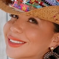 Yoi Elena Medina Naken