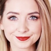 Zoe Sugg Naken
